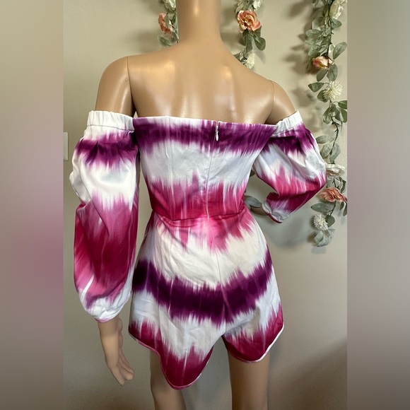 AMUR Ariadne Off Shoulder Romper - Picture 6 of 9